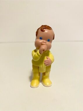 Vintage 1993 Fisher Price Loving Family Dollhouse Baby Boy Yellow Pajamas Figure